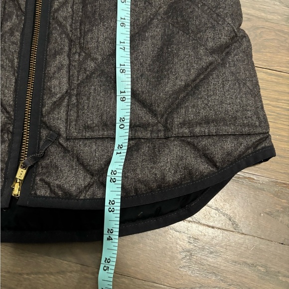 J Crew Women’s Gray Quilted Vest. XXS - Picture 5 of 5